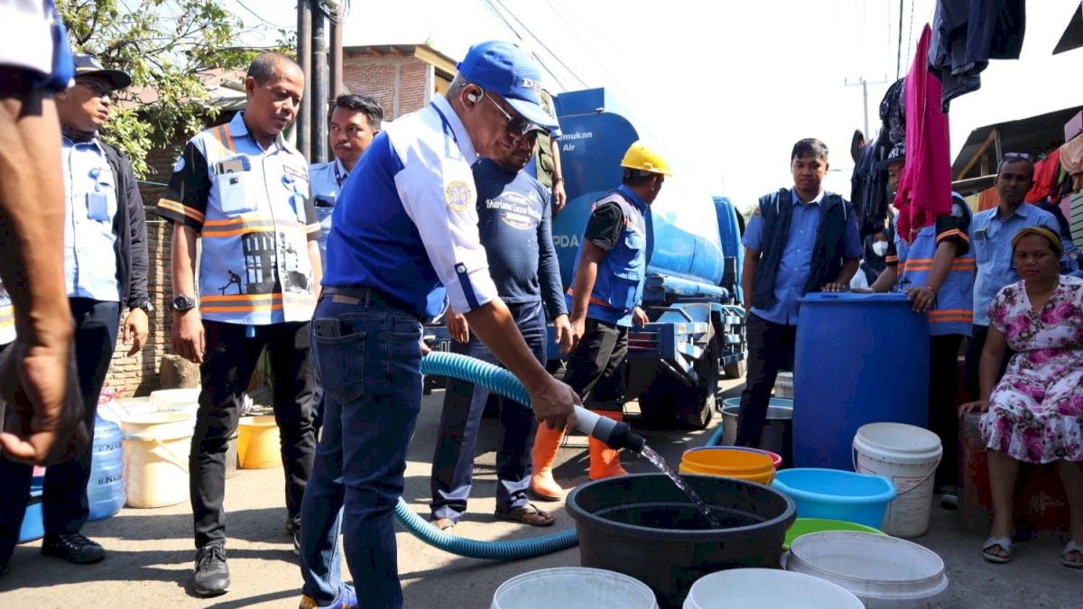 Kemarau Belum Berlalu, Beni Iskandar dan Jajaran Pantau Langsung Pembagian Air ke Pelanggan