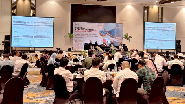 Konferensi pers kinerja APBN Sulsel di Hotel Claro Makassar. Foto: Sri Wahyu Diastuti/Sulselsatu.com