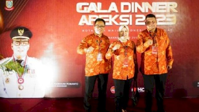 istimewa