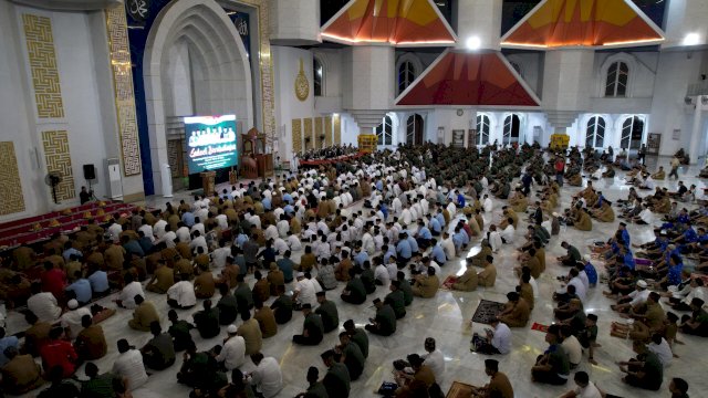 istimewa