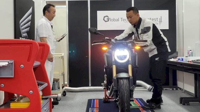 Teknisi Honda raih gelar terbaik di kompetisi dunia. Foto: Istimewa