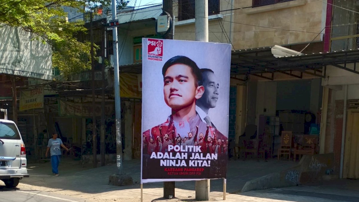 Ribuan Baliho Ketum PSI Kaesang Bertebaran di Sulsel