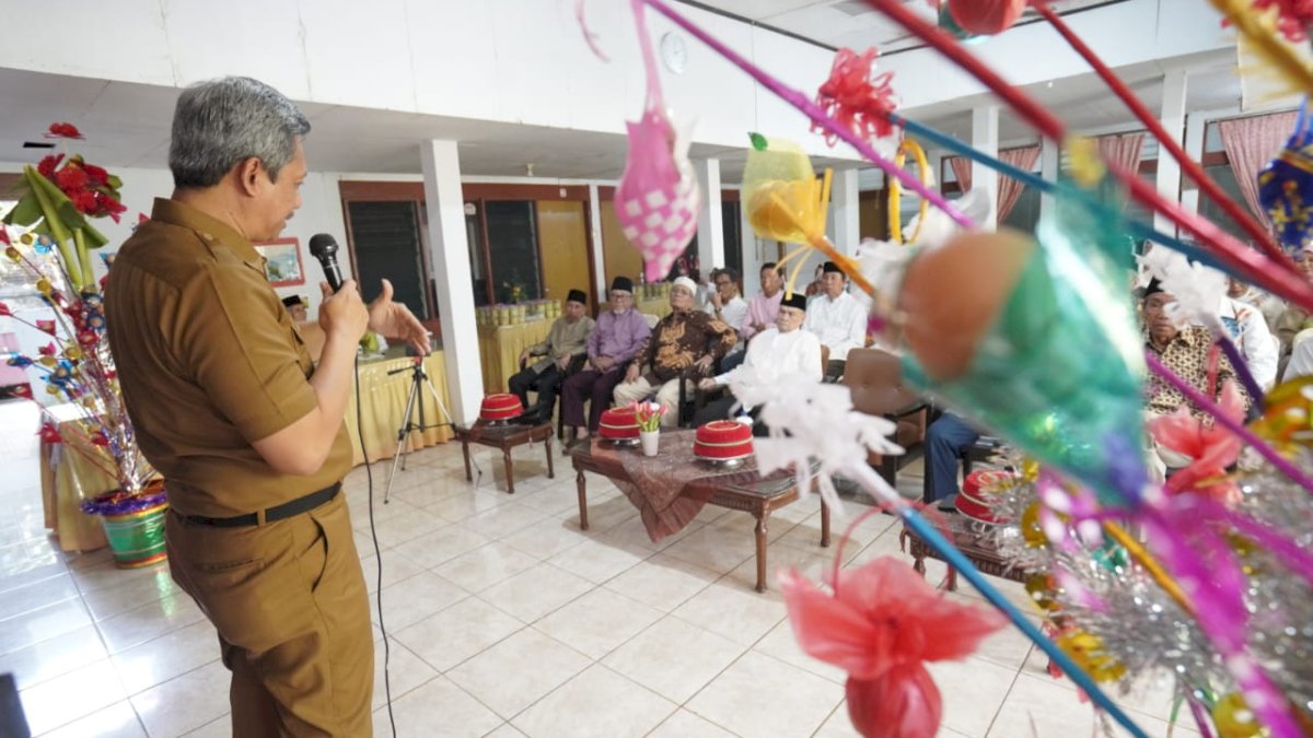 Muhammad Arsjad Kenang Awal Mula Jadi Pamong Saat Hadiri Peringatan Maulid Nabi IKABA Sulsel