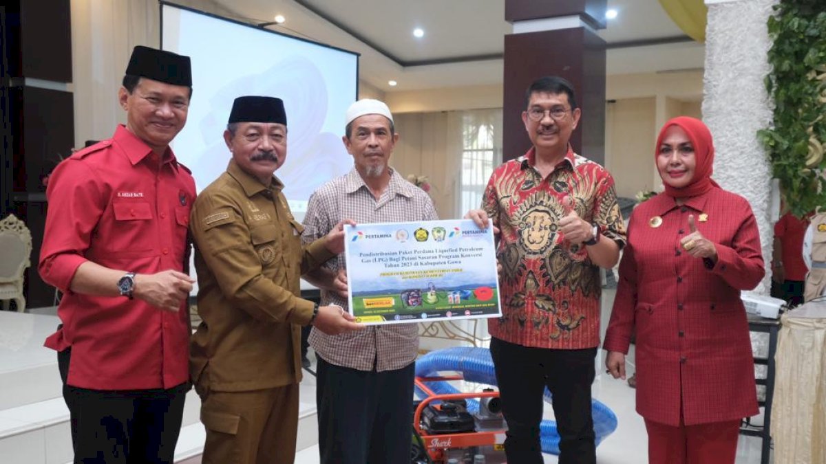 1.091 Petani Terima Bantuan Pompa Air Konversi BBM ke BBG