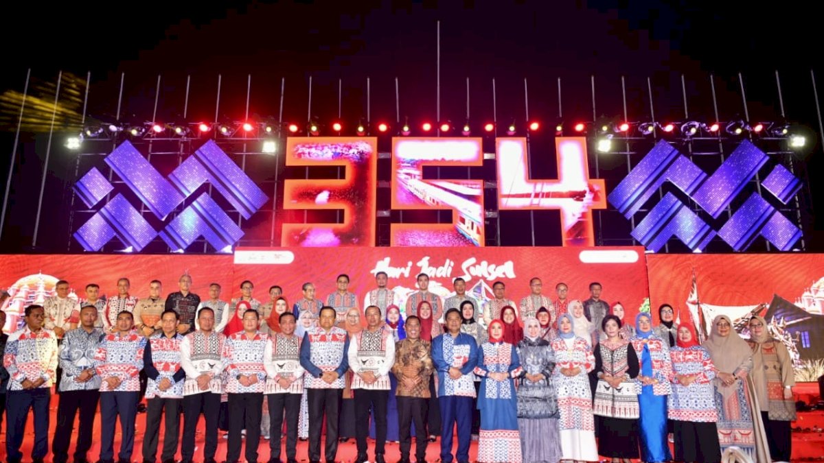 Pembukaan HUT Ke-354 Tahun, Danny Pomanto Sebut Program Pj Gubernur Bahtiar Persatukan Sulsel