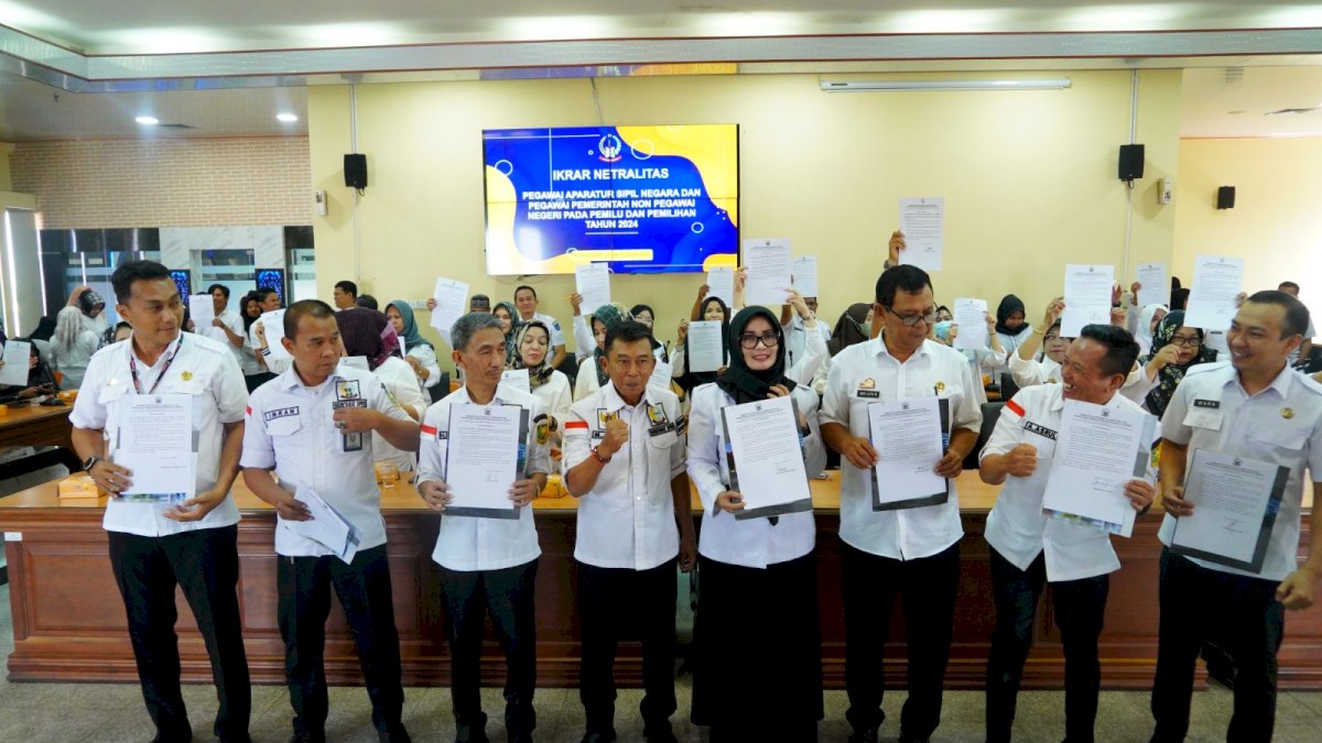 ASN Sekretariat DPRD Sulsel Berikrar Netral di Pemilu 2024