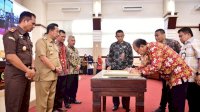 Pj Gubernur Bahtiar Sebut Dana Desa Cegah Migrasi ke Kota