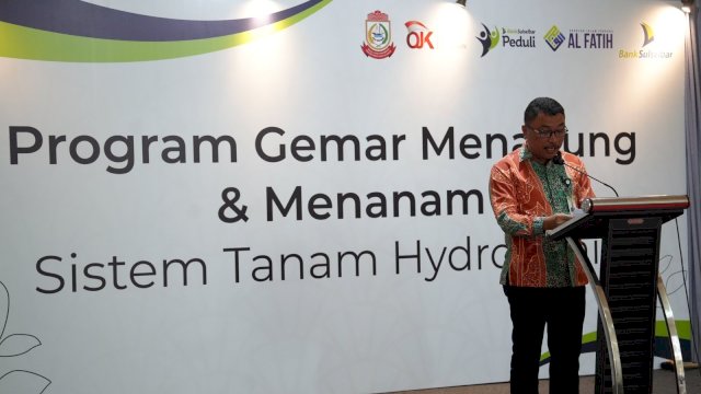 Direktur Utama Bank Sulselbar Yulis Suandi saat sambutana dalam acara program Gemar Menabung. Foto: Istimewa
