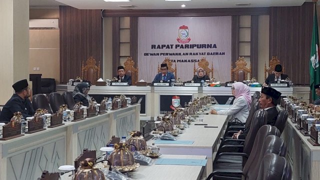 Rapat Peripurna DPRD Kota Makassar bahas usulan pemberhentian Fatmawati Rusdi sebagai Wakil Wali Kota Makassar. Foto: Istimewa