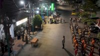Camat Wajo dan Jajaran Gelar Apel dan Renungan Malam di Makam Pangeran Diponegoro