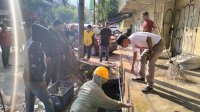 Camat Wajo bersama Jajaran Turun Sabtu Bersih di Kelurahan Butung