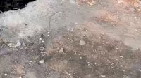 VIDEO: Mobil Fortuner Terperosok ke Saluran Air di Makassar
