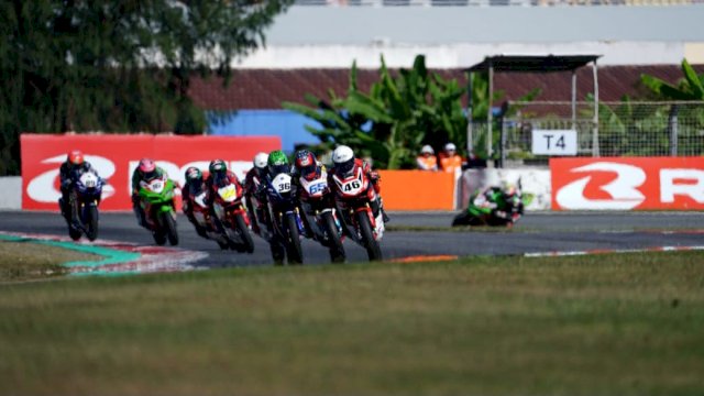 Pembalap Astra Honda Racing Team jadi juara di balapan internasional China. Foto: Istimewa