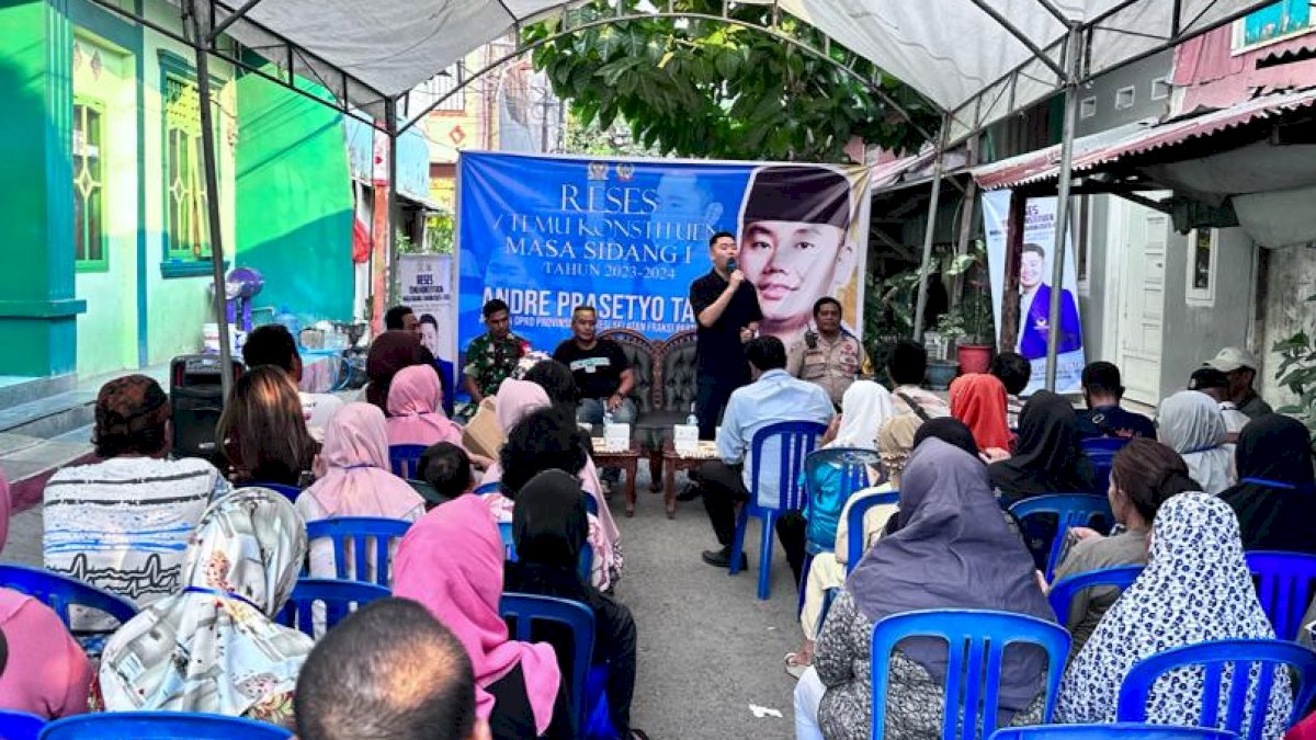 Andre Tanta Reses di Karang Anyar, Warga Keluhkan Pungli di Sekolah