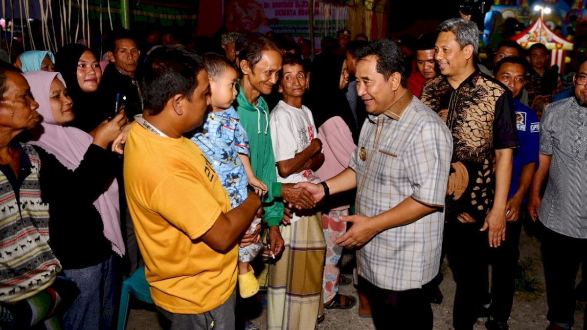 Bahtiar Disambut Tarian Mappadendang dan Mattojang Saat Hadiri Pesta Adat Masyarakat Saoraja Kulo