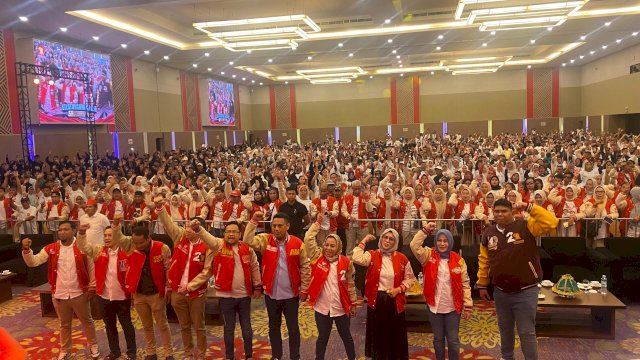 Andi Anhar Rahman menggelar silaturrahmi bersama 4 ribu relawannya di Makassar. Foto/Sulselsatu