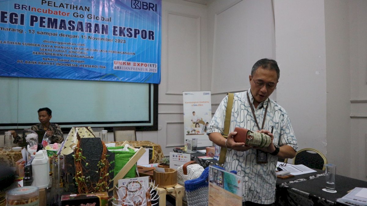 Menuju BRILIANPRENEUR 2023, BRI dan Kemendag Kolabs Latih UMKM Semarang Tembus Pasar Ekspor
