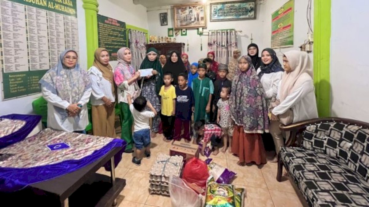Bulan Suci Ramdhan, DWP Dinas PU Makassar Berbagi ke Panti Asuhan