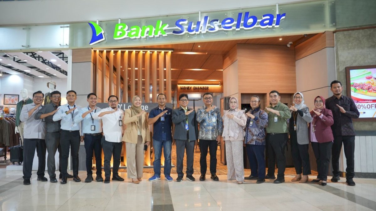 Bank Sulselbar Resmikan D’Lounge di Bandara Sultan Hasanuddin, Perluas Jangkauan Layanan Bagi Masyarakat