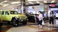 Jeep Wrangler Sahara Mejeng di Trans Auto Vaganza 2023 TSM Makassar