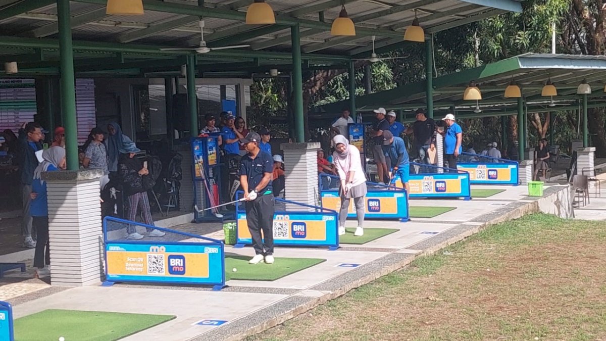Bukit Baruga Gelar Golf Skill Contest Berhadiah Utama Motor Listrik