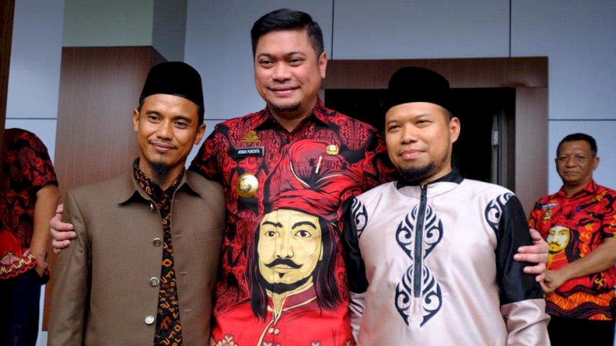 Pemkab Gowa Berangkatkan Siswa Mahasantri, Imam dan Pengurus Masjid untuk Ibadah Umroh