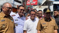Plt Camat Bontoala dampingi Pj Gubernur dan Wawali Pantau Harga di Pasar Terong