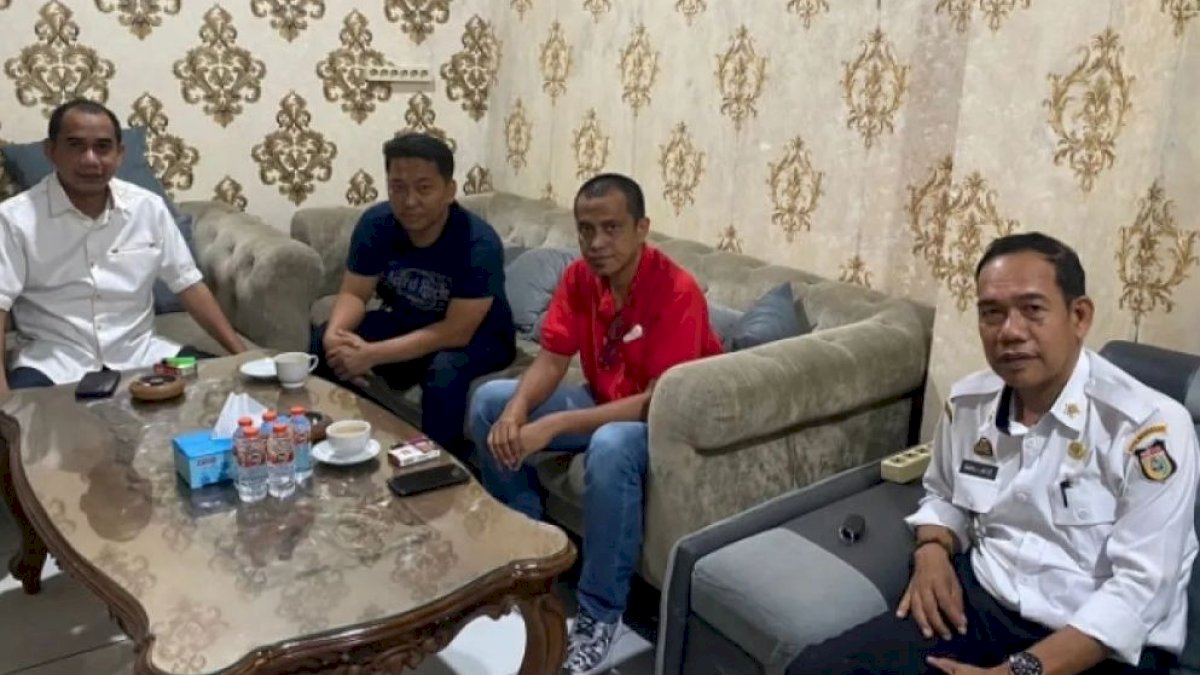 Camat Sangkarrang Bersama Ketua DPRD Makassar Komitmen Hadirkan Jaringan Telekomunikasi di Pulau