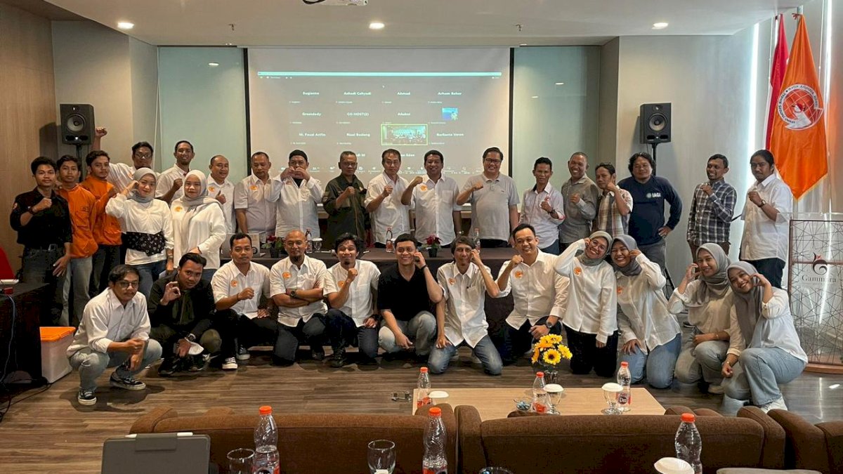 Sugianto Wahid Pimpin IKA Teknik Geologi Unhas Periode Kedua