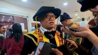 Prof Husain Syam Kukuhkan Ahmad Rifqi Asrib dan Lu’mu Taris Sebagai Guru Besar UNM
