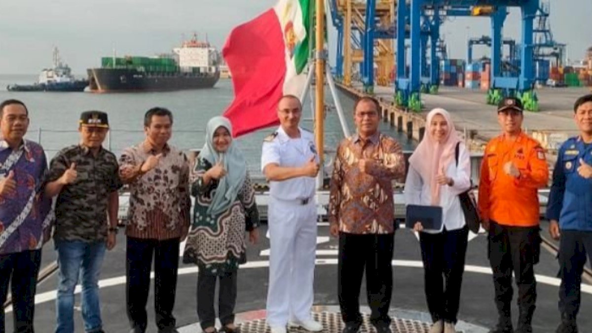 Camat Sangkarrang Dampingi Wali Kota Makassar Kunjungi Angkatan Laut Italia