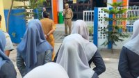 Camat Sangkarrang Pimpin Upacara Bendera Bersama Staf Kecamatan