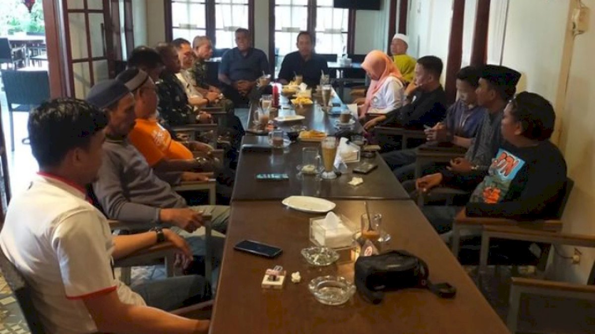 Camat Sangkarrang Gelar Rakor terkait persiapan Liga Anak Lorong Soekarno Cup 2023