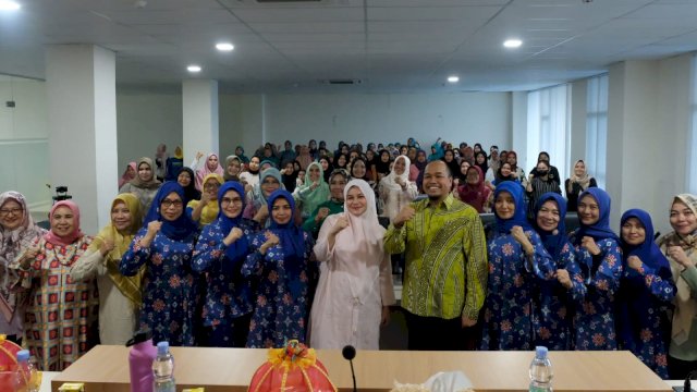 Pelatihan ibu hamil oleh Tim Penggerak PKK Kabupaten Gowa. Foto: Istimewa