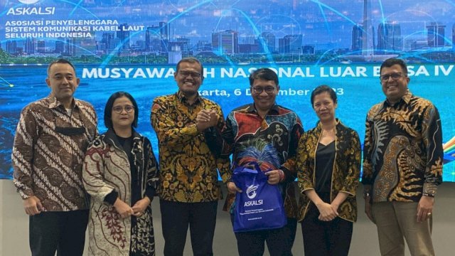 Suharyoto terpilih memimpin Asosiasi Penyelenggara Sistem Komunikasi Kabel Laut Seluruh Indonesia. Foto: Istimewa 