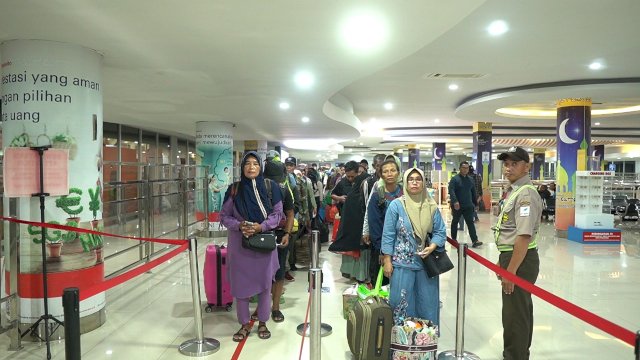 Pelindo Regional 4 Makassar prediksi jumlah arus penumpang dan kunjungan naik 30 persen di musim Natal dan Tahun Baru 2023 (Nataru). Foto: Istimewa