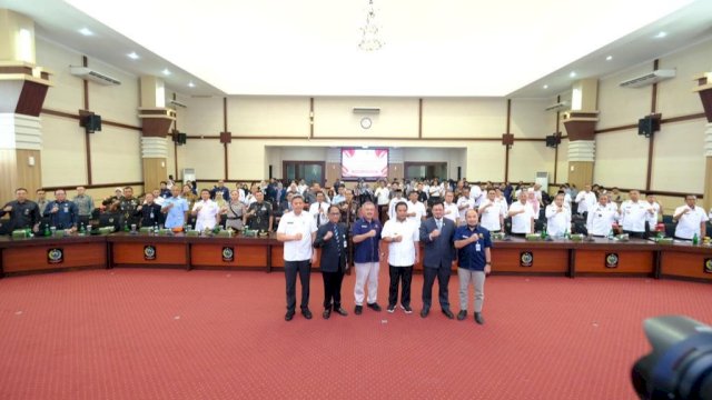 Penyerahan secara digital alokasi dana transfer desa. Foto: Istimewa