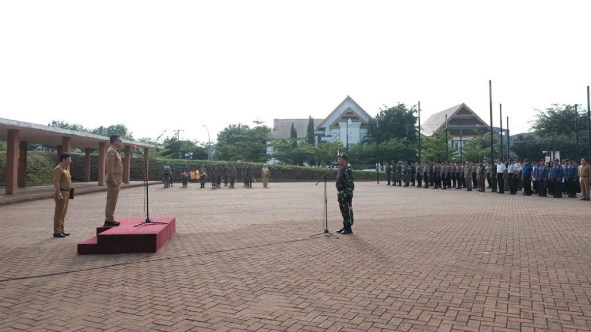 Pemkab Gowa Upacara Hari Bela Negara ke-75 Tahun di Lapangan RTH Syekh Yusuf Discovery