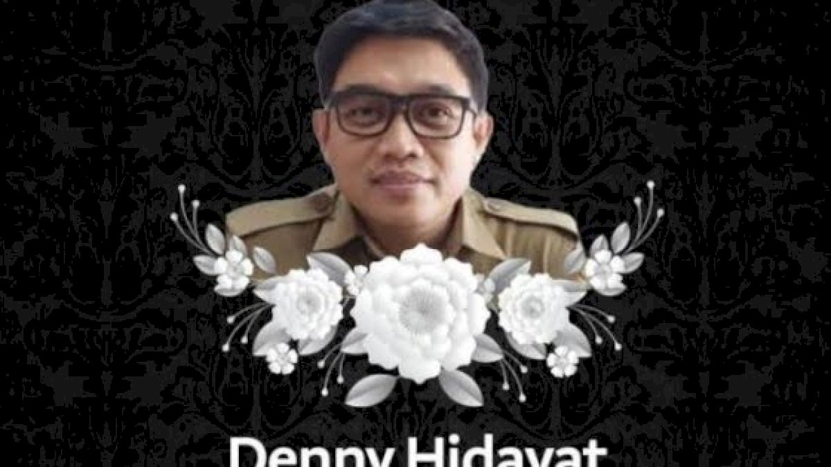 Kepala Bapenda Firman Pagarra Sampaikan Duka atas Meninggalnya Sekdis PU Makassar