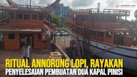 VIDEO: Pemkot Makassar Rayakan Penyelesaian Pembuatan Dua Kapal Pinisi dengan Ritual Annorong Lopi