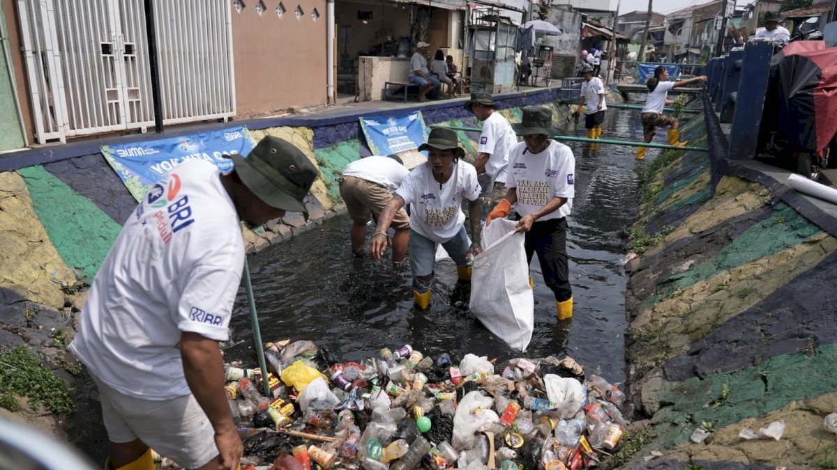 Jaga Kualitas Hidup, BRI Peduli Ajak Masyarakat Jaga Ekosistem Sungai dan Lingkungan