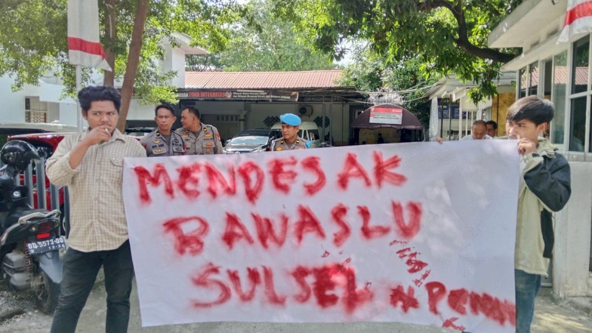 Aliansi Mahasiswa Bone Desak Gubernur Copot Pj Bupati Bone