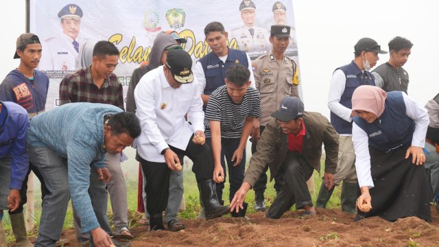 istimewa
