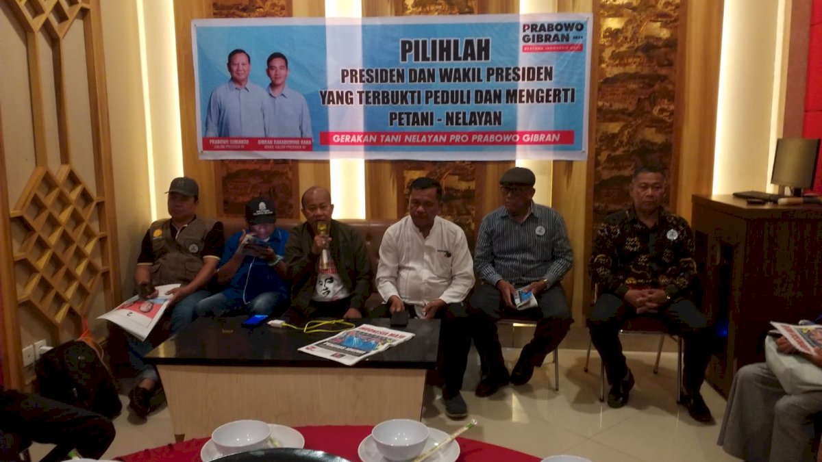 Relawan Petani dan Nelayan di Sulsel Percaya Prabowo-Gibran Bisa Atasi Kelangkaan Pupuk