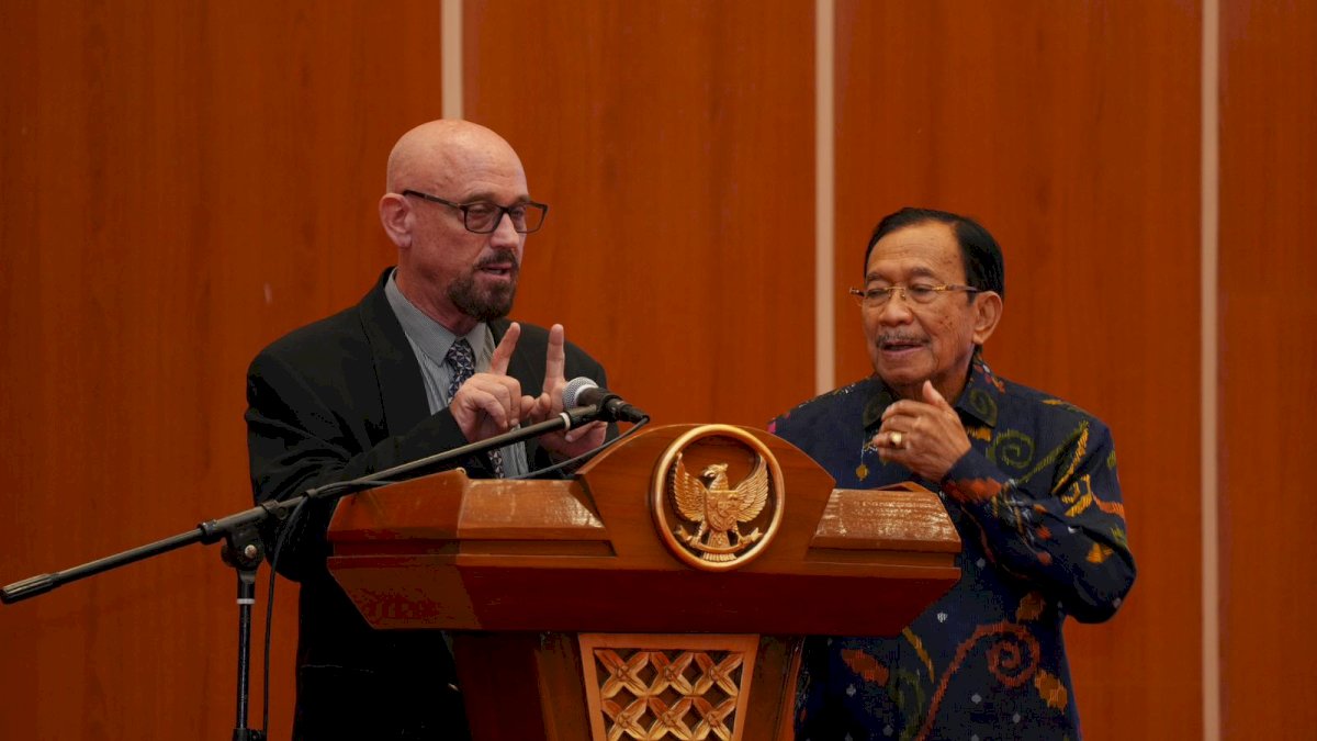 Mantan Menteri BUMN Tanri Abeng Jabat Komut Perseroda Sulsel