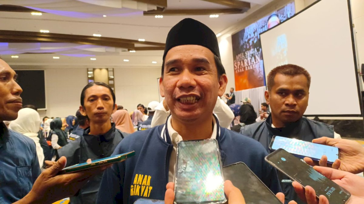 Rudianto Lallo Kukuhkan 1200 Spartan Anak Rakyat di Makassar
