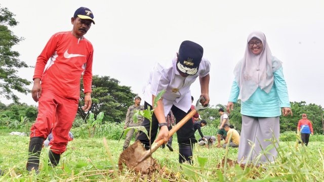 istimewa