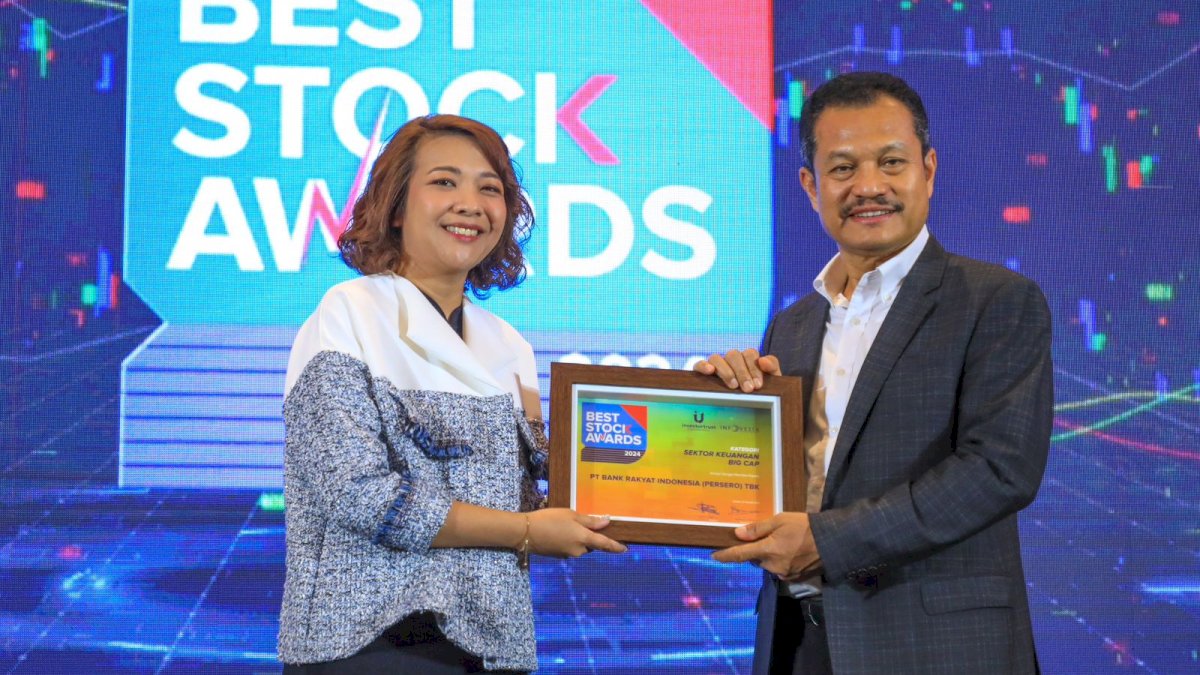 Berkontribusi Kuatkan IHSG, BBRI Sabet Dua Penghargaan Best Stock Awards 2024