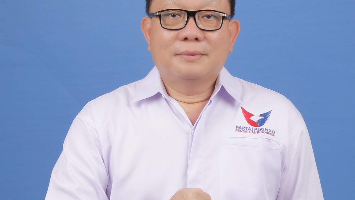 Caleg Perindo Makassar Saiman Sutanto Gelar Bimtek 782 Saksi TPS Dapil 2