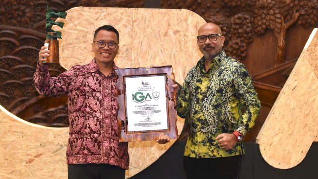 Smartfren meraih Indonesia Green Awards 2024. Foto: Istimewa